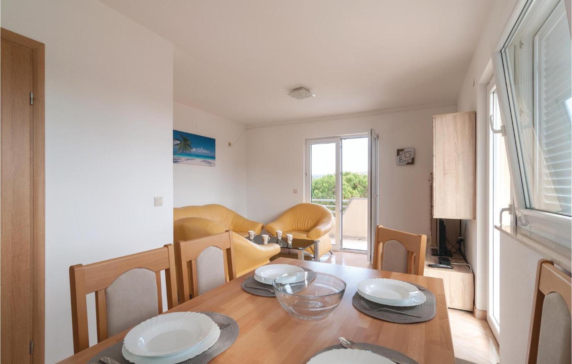 Stunning Apartment In Sevid With Kitchen Eksteriør bilde